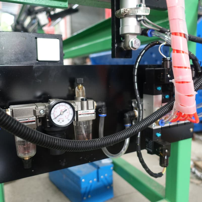 Post Tube Shrinking Automatic Inspection & Conveying Machine Produk Cacat Cerdas Peralatan Sortasi Otomatis kanggo Tabung Pemanasan